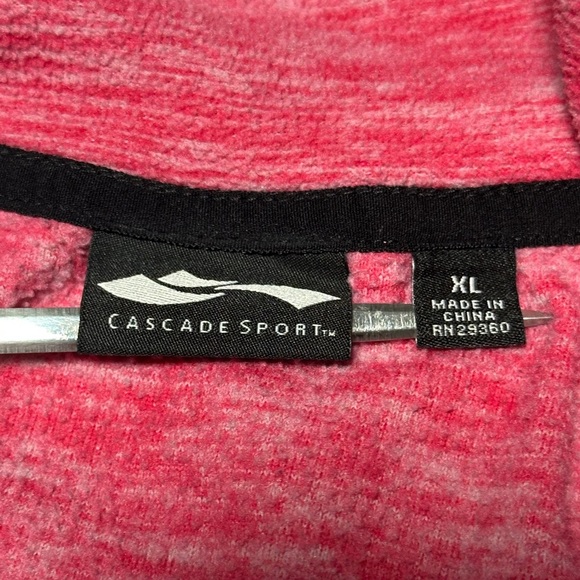 Cascade Sport, Soft, Warm, and comfortable Pink Pullover Sweatshirt - Picture 5 of 8